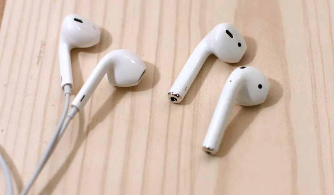 Apple AirPods и Apple EarPods