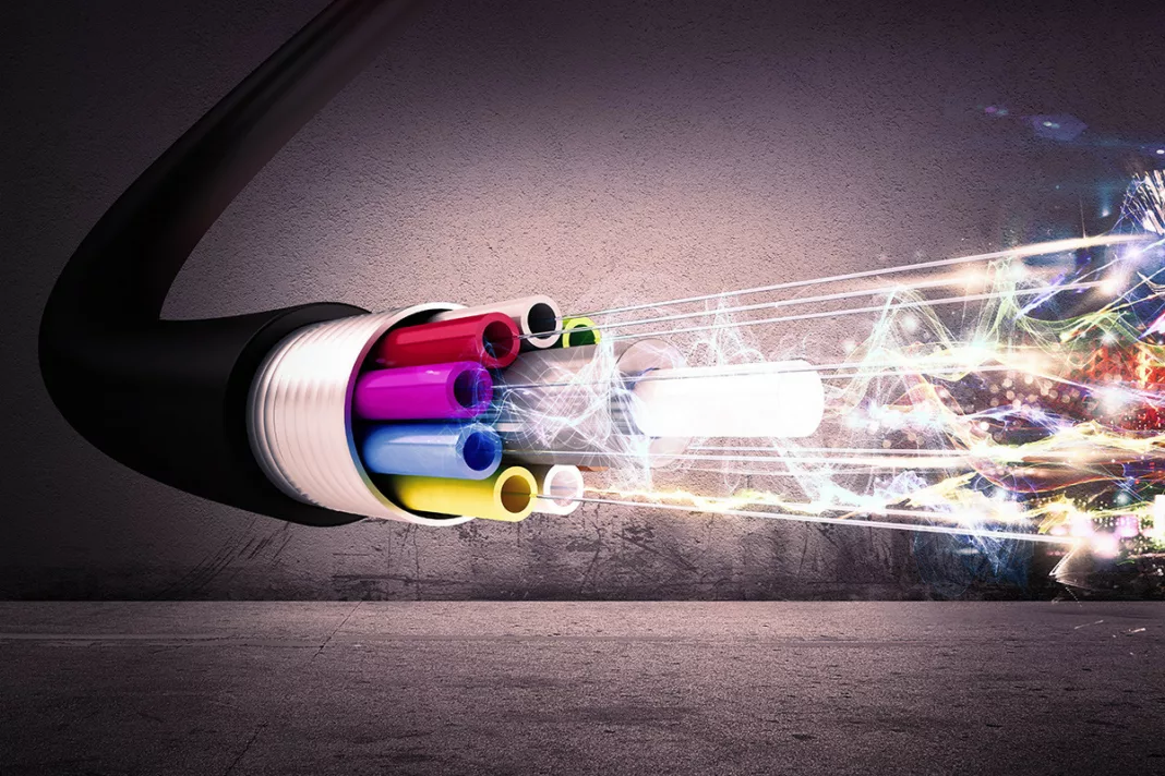 fibre broadband / волоконно-оптический интернет